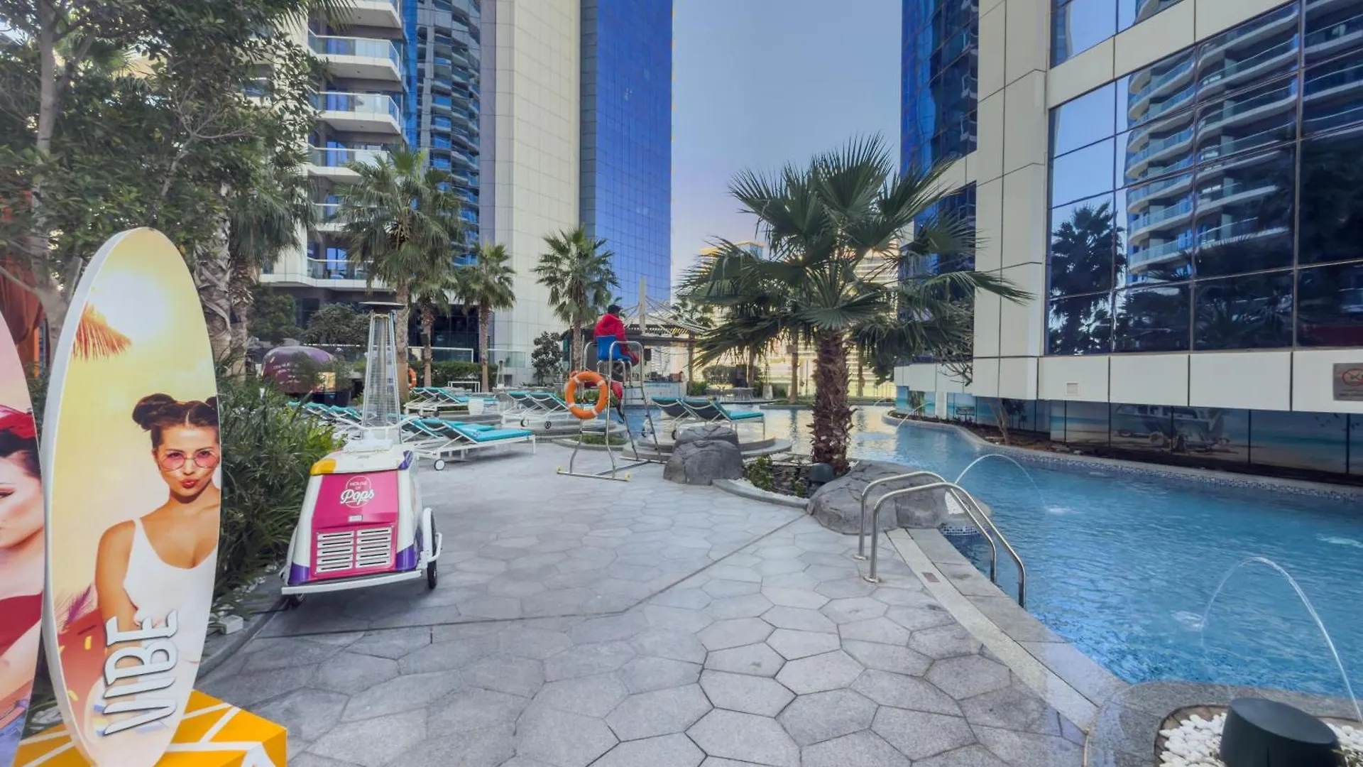 Damac 2Br With Pool & Gym At Business Bay Apartment Dubai