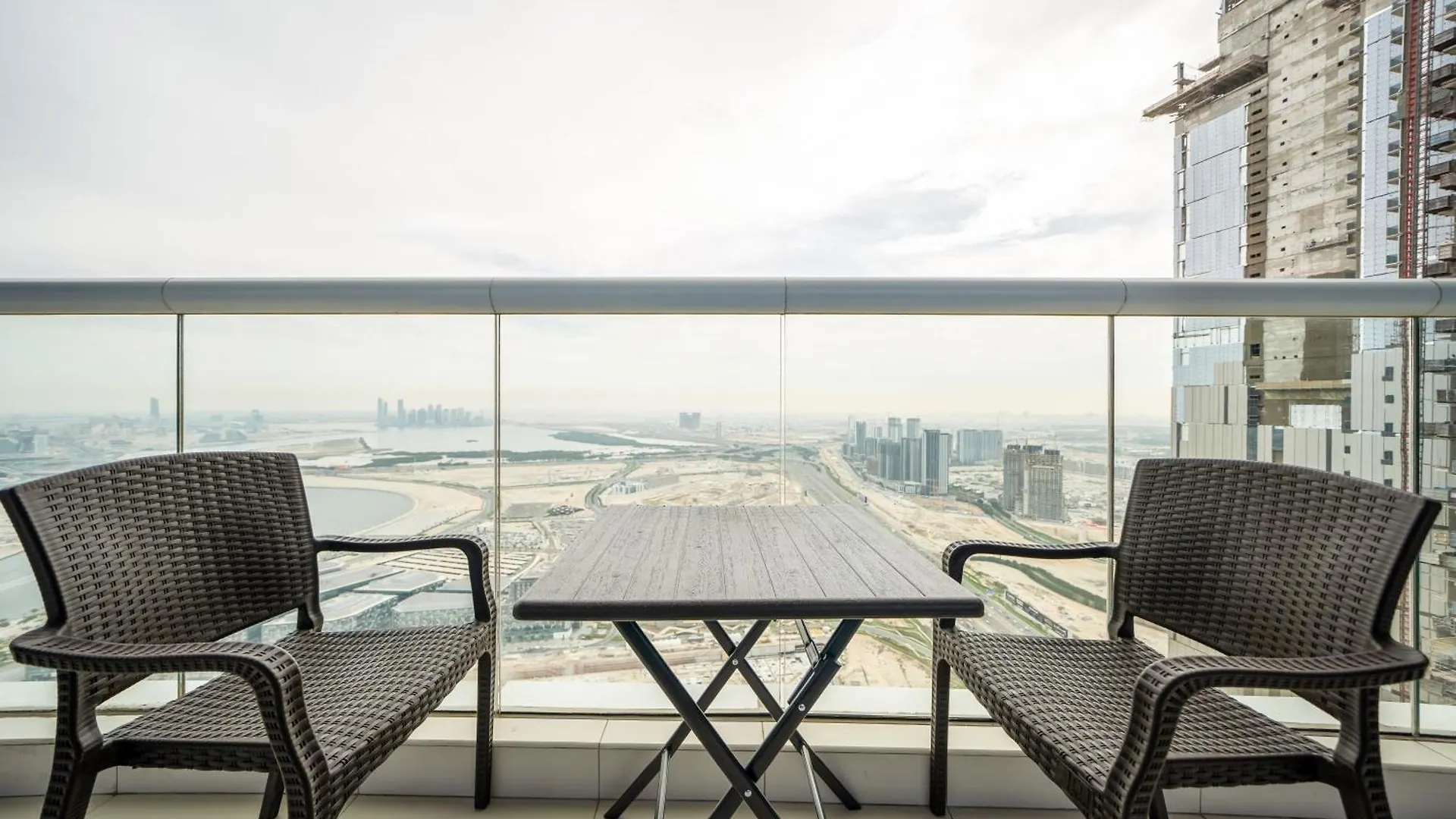 Damac 2Br With Pool & Gym At Business Bay Appartement Dubai Verenigde Arabische Emiraten