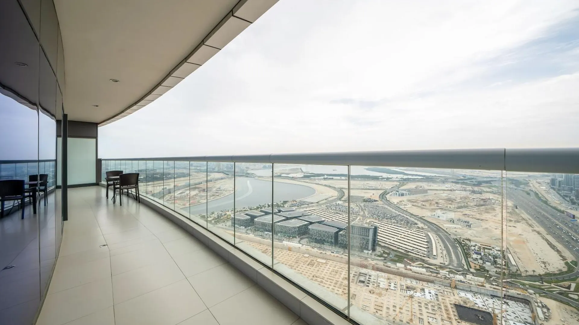 Damac 2Br With Pool & Gym At Business Bay Apartment Dubai