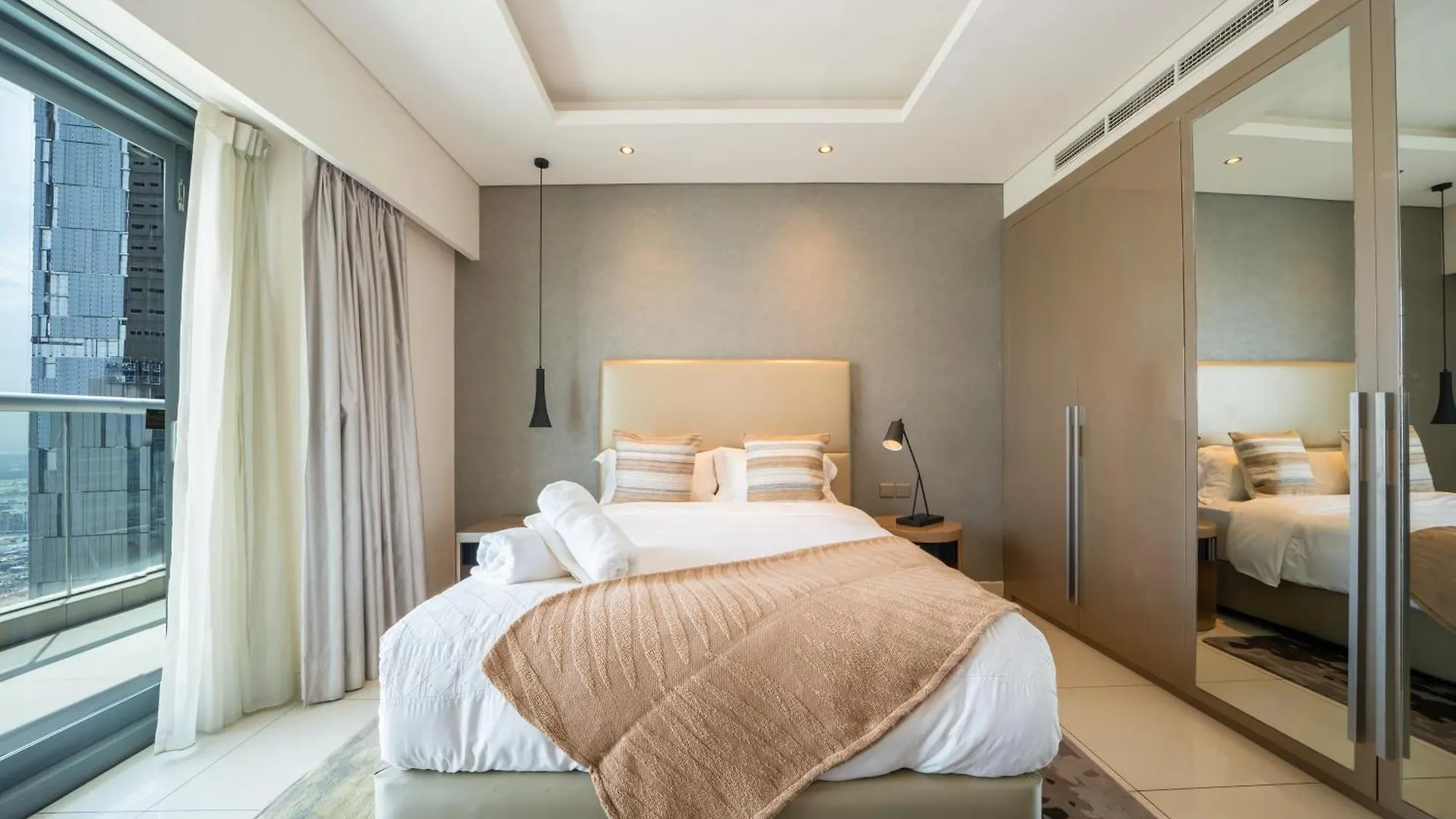 Damac 2Br With Pool & Gym At Business Bay Appartement Dubai
