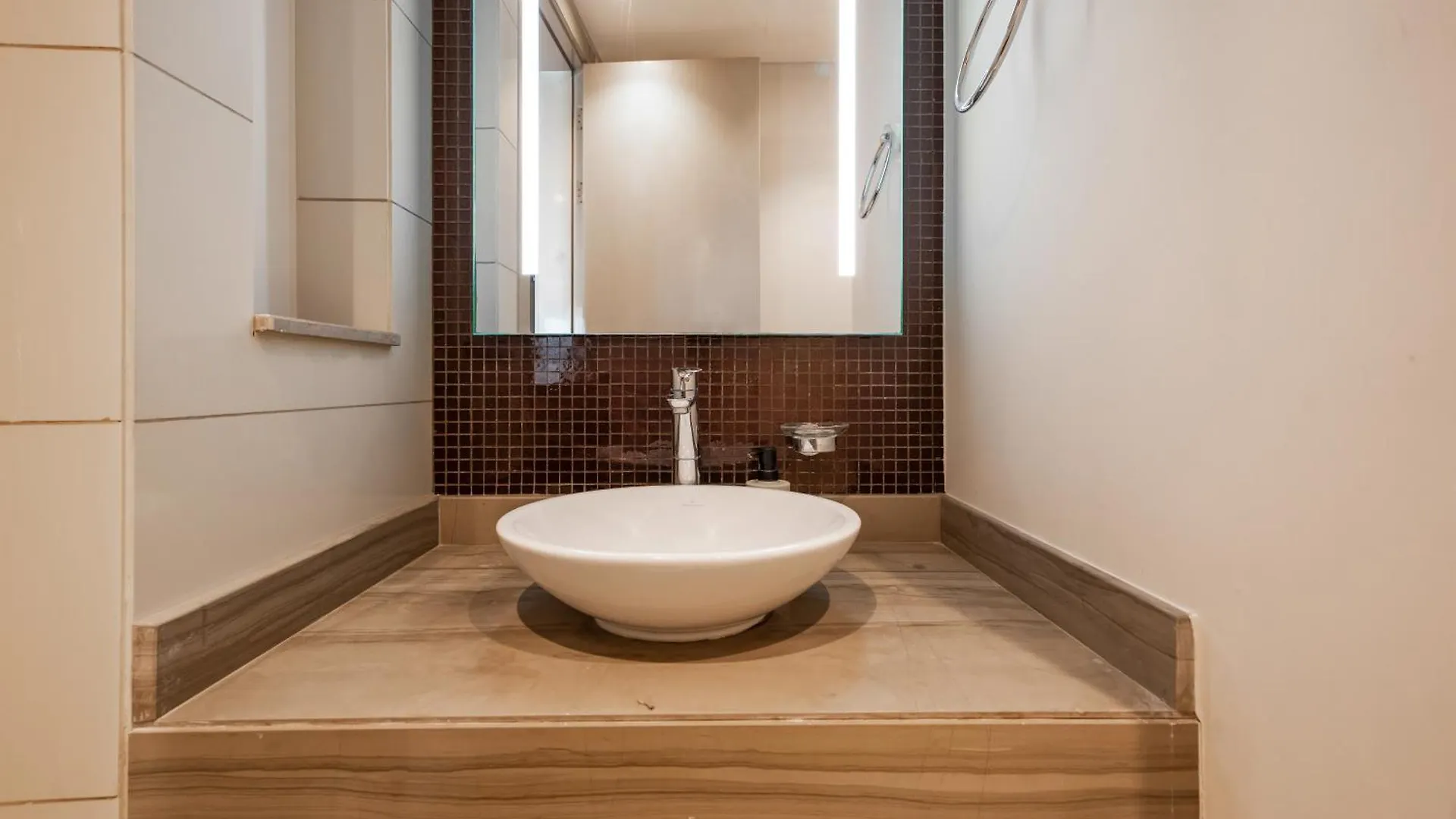 Damac 2Br With Pool & Gym At Business Bay Appartement Dubai Verenigde Arabische Emiraten