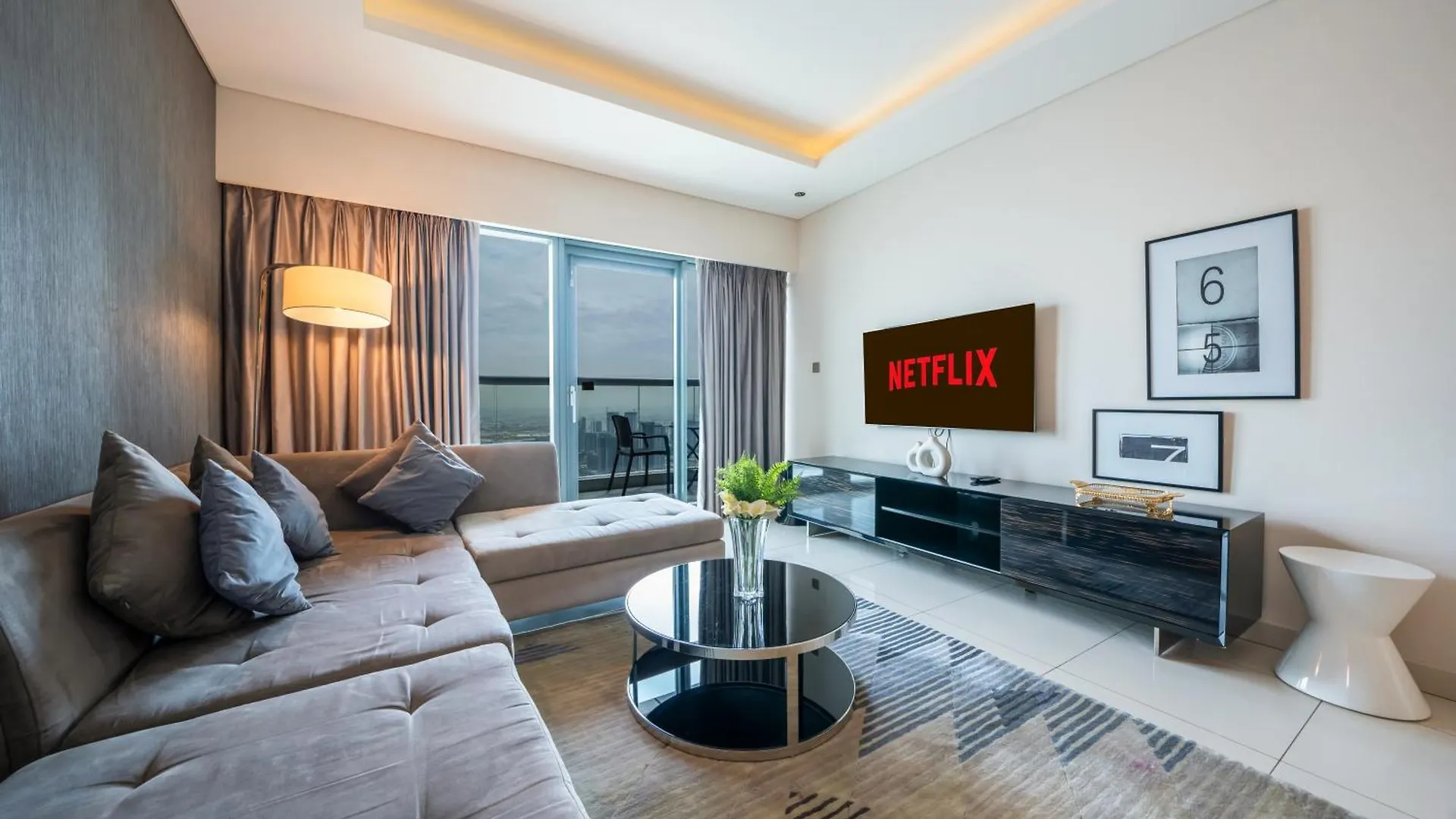 Damac 2Br With Pool & Gym At Business Bay Apartment Dubai